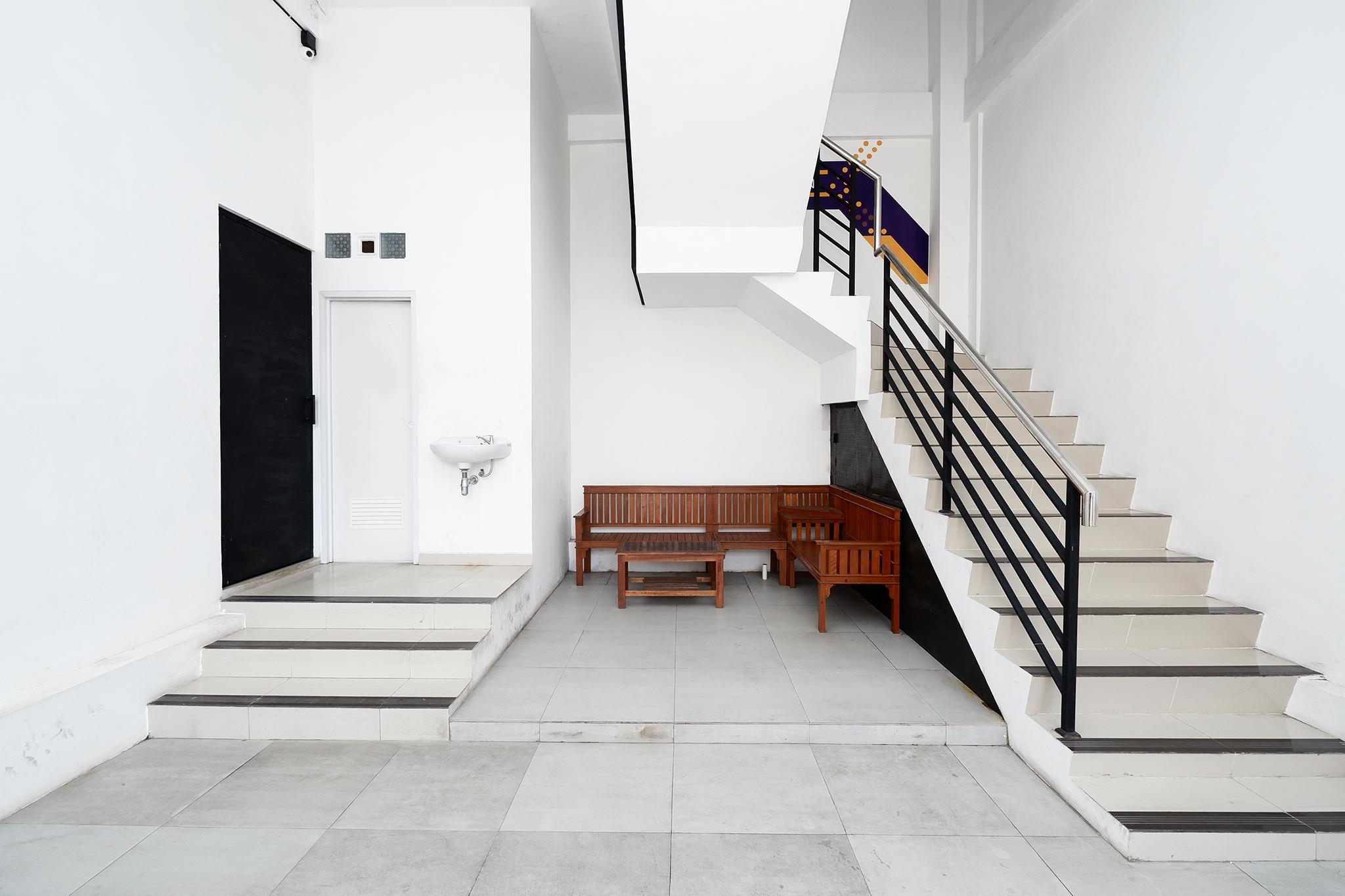 Spot On 2026 Arta Residence Semarang Dış mekan fotoğraf
