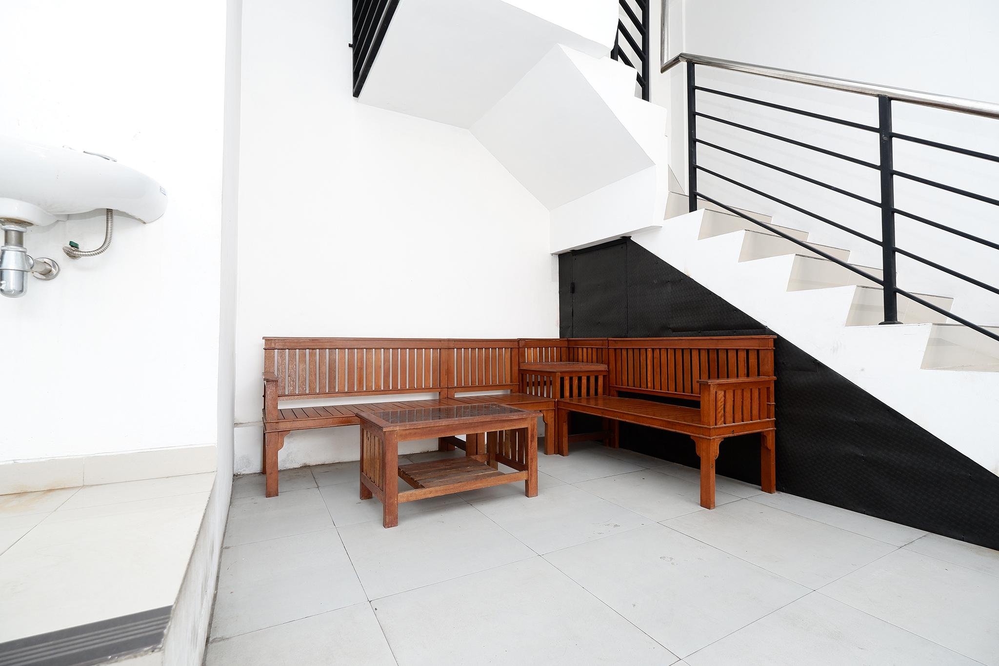 Spot On 2026 Arta Residence Semarang Dış mekan fotoğraf